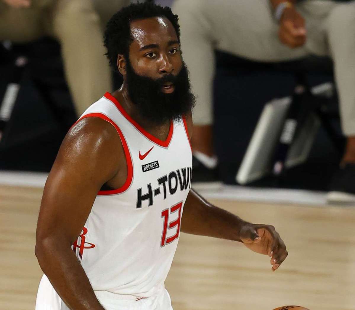 单纯将矛头 单纯将矛头