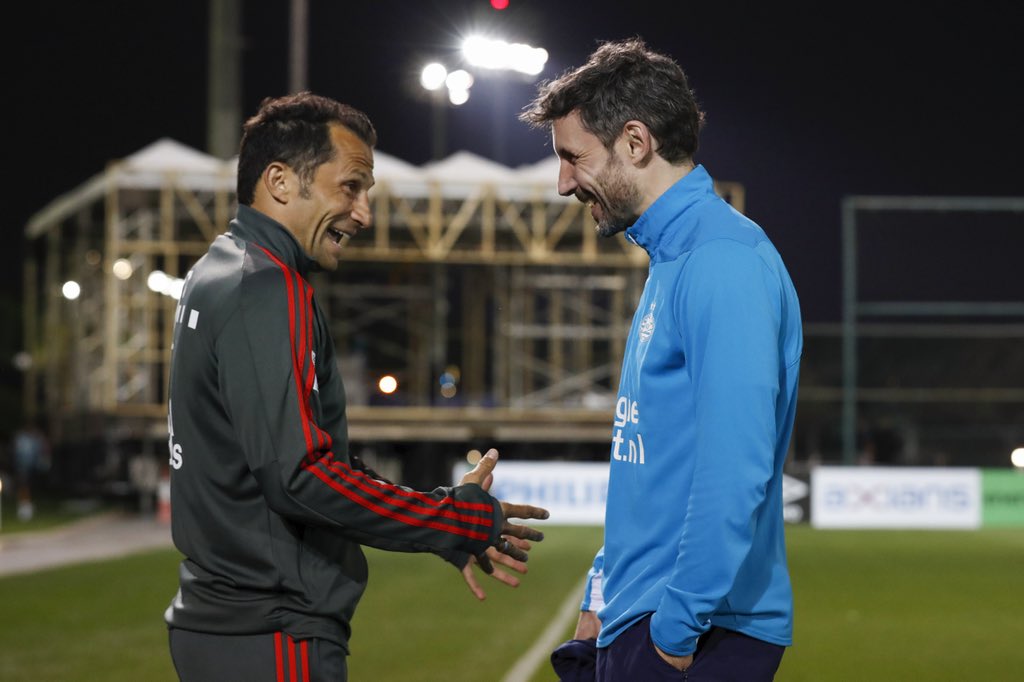 她主导完成 她主导完成