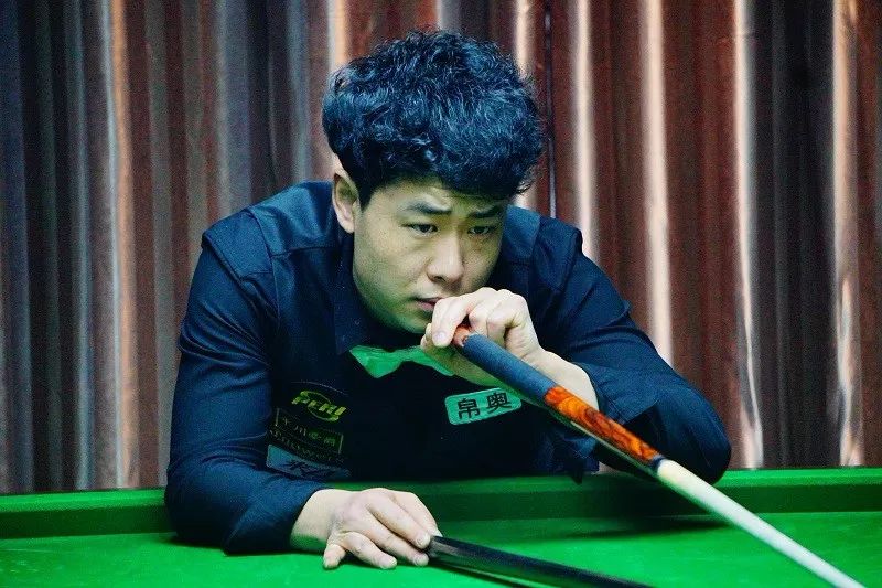 年仅16岁 年仅16岁