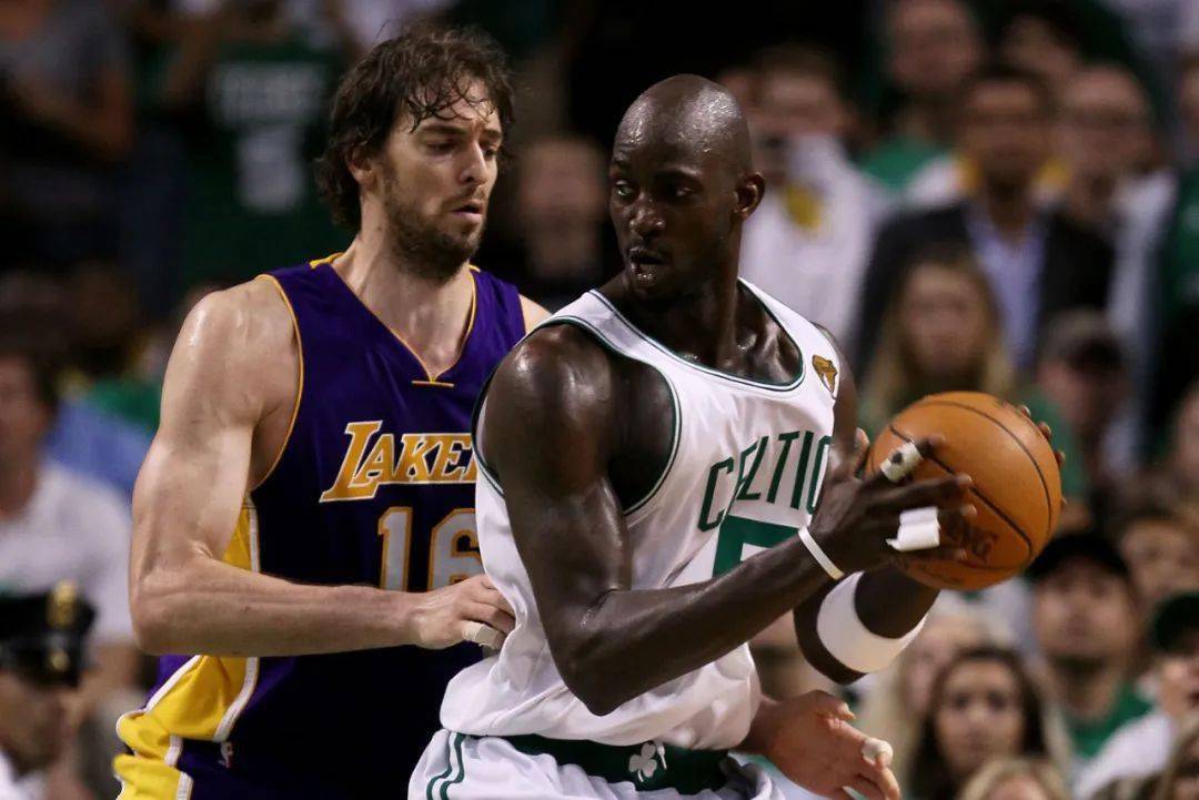 到年轻球员 到年轻球员