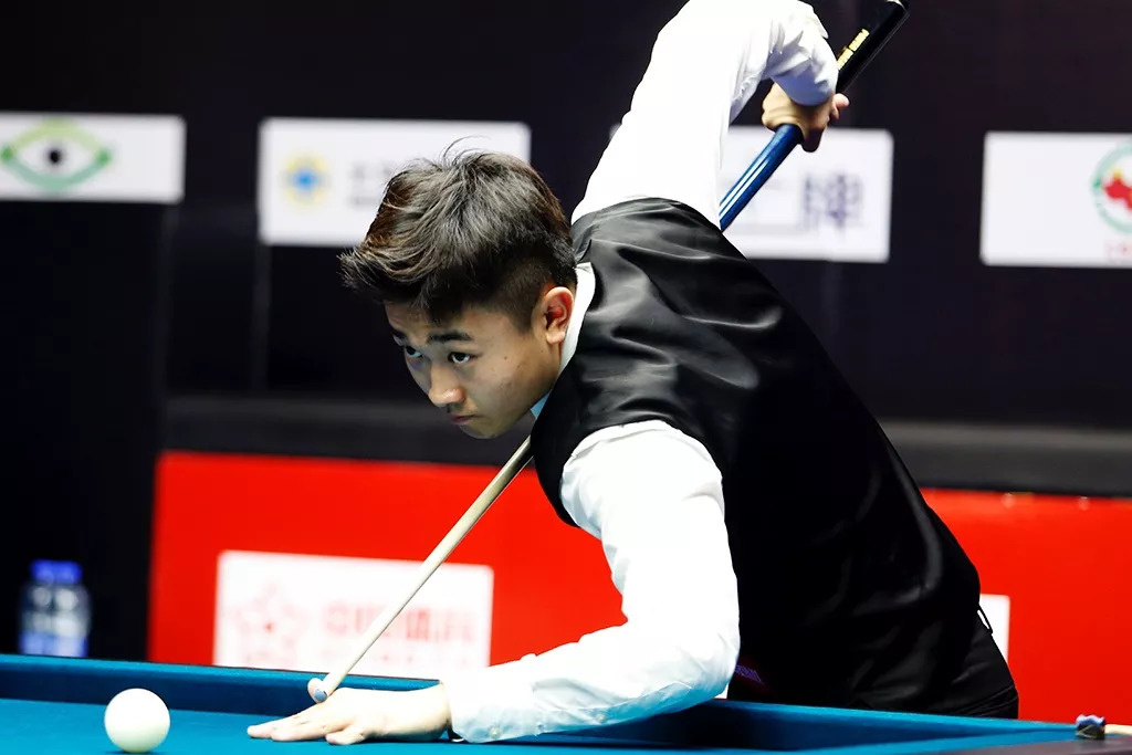 他在第一场 他在第一场